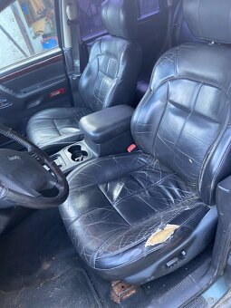 Jeep Grand Cherokee 2.7 - 6