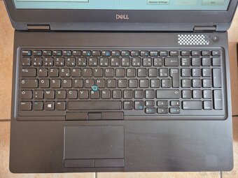 ▼ 20 × Dell Latitude 5590 – 15,6" / i5-7300U ▼ - 6