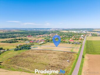 Prodej pozemku 9 718 m², Dyje, ev.č. 100004 - 6