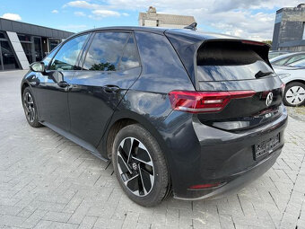 Volkswagen ID.3 Business 150kw,matrix,keyless,kamera,350km - 6