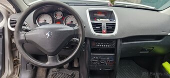 Peugeot 207 - 6