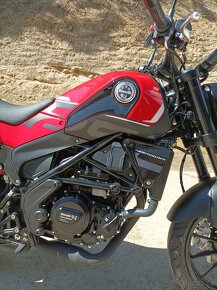 Benelli Leoncino 250 - 6