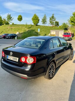 VOLKSWAGEN JETTA 1,9 TDI 77 KW BEZ DPF PRAVIDELNÝ SERVIS - 6