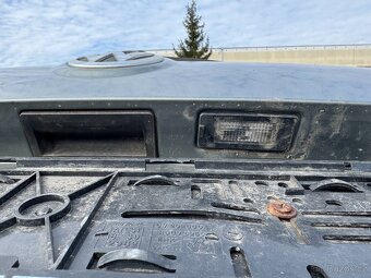 VW PASSAT B6 páté, kufrové dveře LA7T - 6