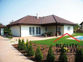 Prodej stavebního pozemku 4758 m2 v centru obce Doubrava - 6