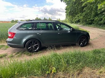 Škoda Octavia RS 2.0 TDI 135 KW CHALLENGE DSG - 6