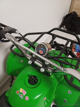 Dětská elektrická ctyrkolka - 6