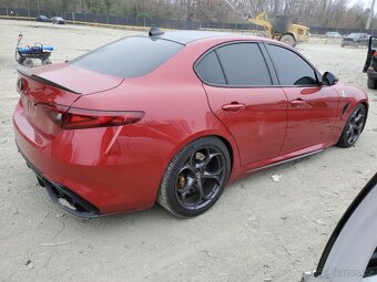2019 Alfa Romeo Giulia Quadrifoglio 2.9 RWD - 6