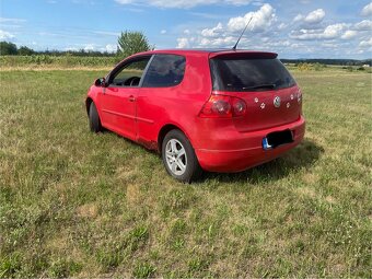 Prodám nebo vyměním , golf 5 ,1.9 77kw - 6