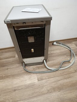 Myčka ELECTROLUX EnergySaver - nefůnkční na díly nebo opravu - 6