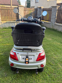 elektrická tříkolka bez řidičáku - 6