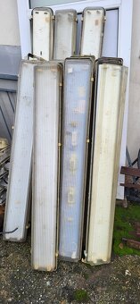 Prodám cihly  bet.patky,str.panely,cihly,svody na okapy,pr.1 - 6