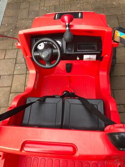 Elektrické autíčko pro dvě děti - 6