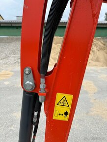 Kubota kx019 - 6