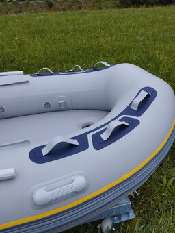 NOVÝ nafukovací člun YellowV IBoats VB300 - 6