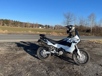 KTM 950 Adventure - 6