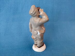 STARÁ PORCELÁNOVÁ SOŠKA DOBRÉHO VOJÁKA ŠVEJKA. - 6