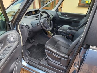 Renault Grand Espace 2.0dCi 127kW Panorama REZERVACE - 6