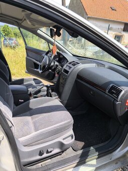 Peugeot 407 - 6
