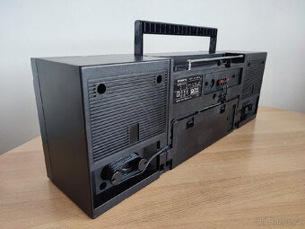 PORTABLE STEREO COMPONENT SYSTEM SANYO M W170L - 6