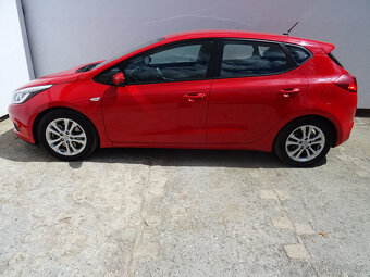 Kia Ceed 1.6GDi,99kW,1majČR,S.kniha,64tkm,ESP,klima - 6