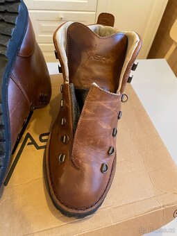 Vasky highland Brown 42 - 6