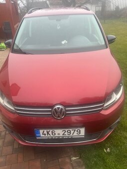 Volkswagen Touran 7 míst - 6