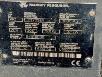 Teleskopický manipulátor Massey Ferguson TH 7038 - 6