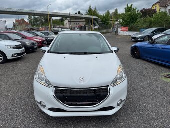 Peugeot 208 - 6