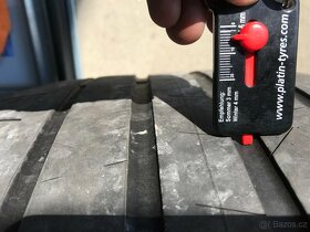 285/40r21 bridgestone - 6
