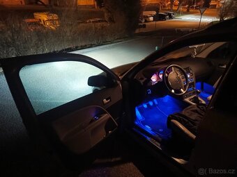 Prodám Ford Mondeo mk3 ST220 3.0 L V6 kombi - 6