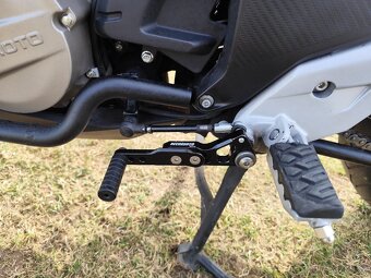 CF moto 650MT - 6