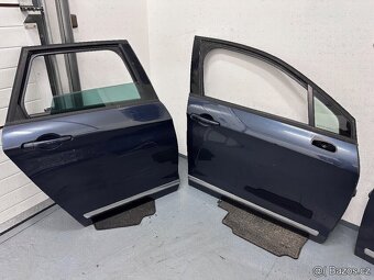 Citroen C5 II X7 boční dveře Barva KGNC - 6