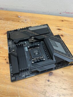 ASROCK X870E Taichi///Socket AM5 // Funkční,záruka - 6