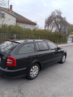 ŠKODA OCTAVIA COMBI 2.0 TDI - 6