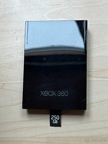 XBox 360 s HD 250 GB- vadný  pouze na díly - 6