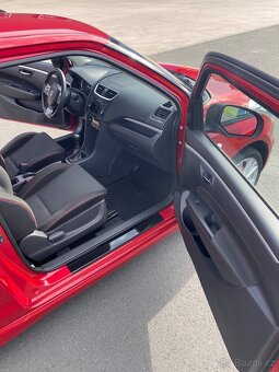 Suzuki Swift Sport - 6