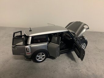 Mini Cooper S Clubman silver 1:18 Kyosho - 6