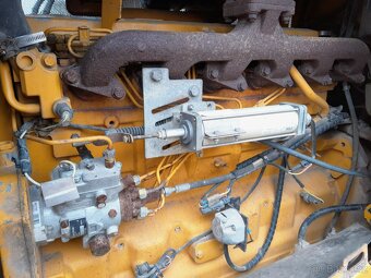 Lesní traktor JOHN DEERE 548 GIII klěšťák - 6