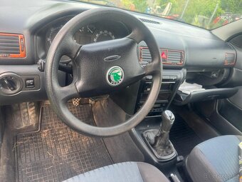 Škoda octavia 1.9tdi tour - 6