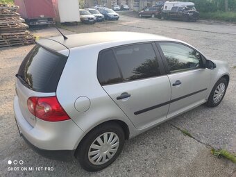 VW Golf V 1.9TDi KIimatronic Navigace DVD parkovací čidla - 6