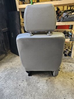 Sedačka sedadlo spolujezdce VW T5 - 6