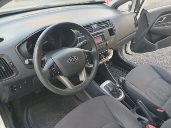 Kia rio - 6