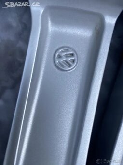 R18 ORIG.VW TIGUAN R LINE SEBRING 235/55/18 95/99% - 6