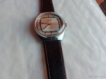 Staré, funkční hodinky Prim- televize - 6