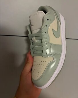 Air Jordan 1 Low tenisky, vel. 39 - 6