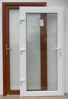 Dveře vchodové ořech. zlatý dub, antracit, mahagon, bílé . - 6