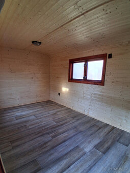 Prodám Maringotku Klasika Oblá střecha 7 metru - 6