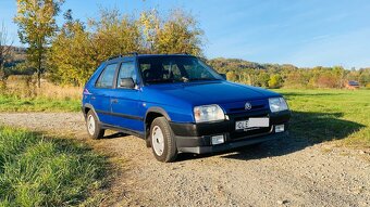 Škoda Favorit GLX. 1. majitel, najeto 33 000km , plná výbava - 6