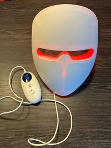 Blight Antiage Mask, Ošetřující LED maska na obličej - 6